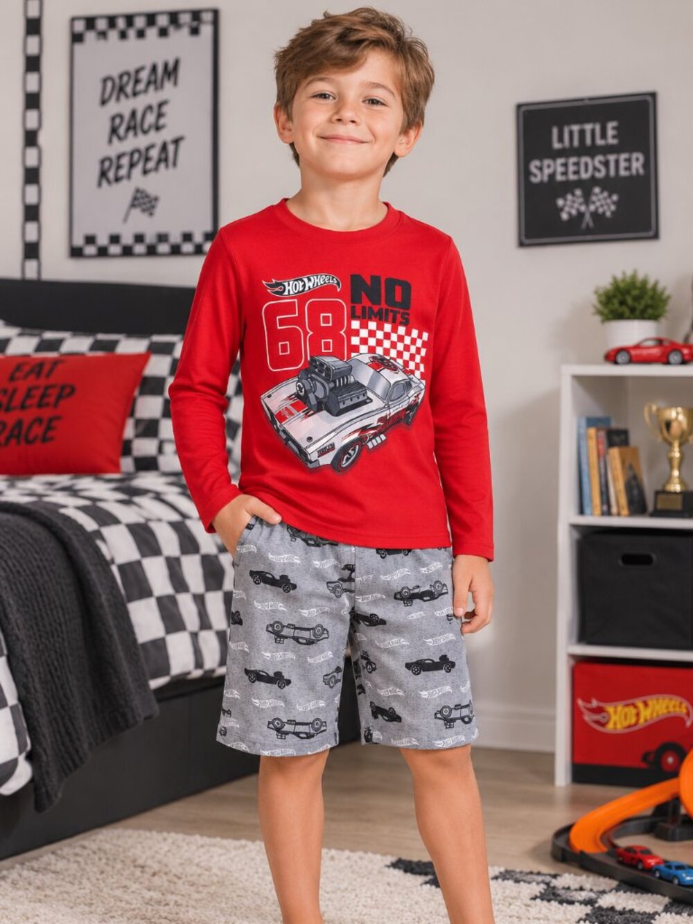 Hot Wheels Boys Pajama Set Long Sleeve Shirt Shorts 2 Piece Red Gray Med & Large